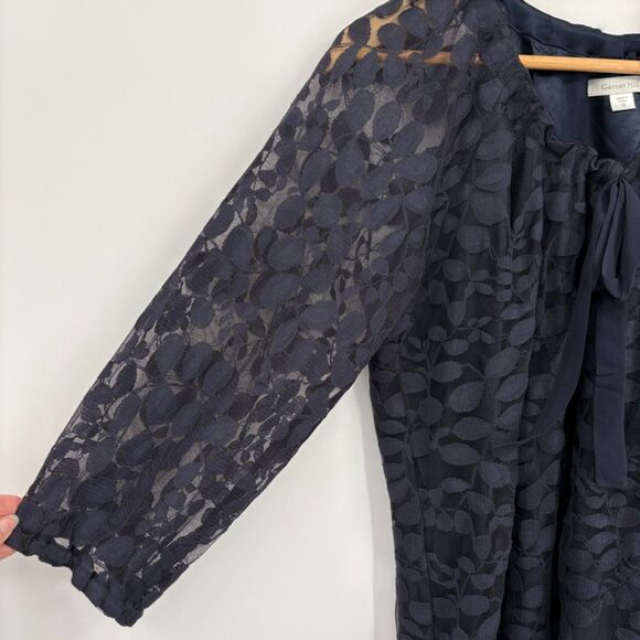 Garnet Hill Boheme Easy Lace Dress in Navy, Size 12, 3/4 Bishop Sleeve, Tie Neck - Picture 7 of 8